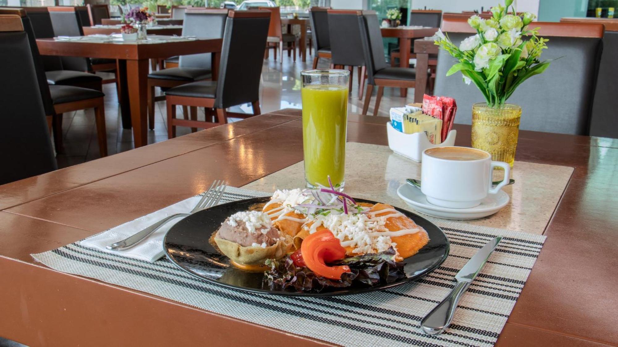 Holiday Inn Queretaro Zona Krystal By Ihg Luaran gambar